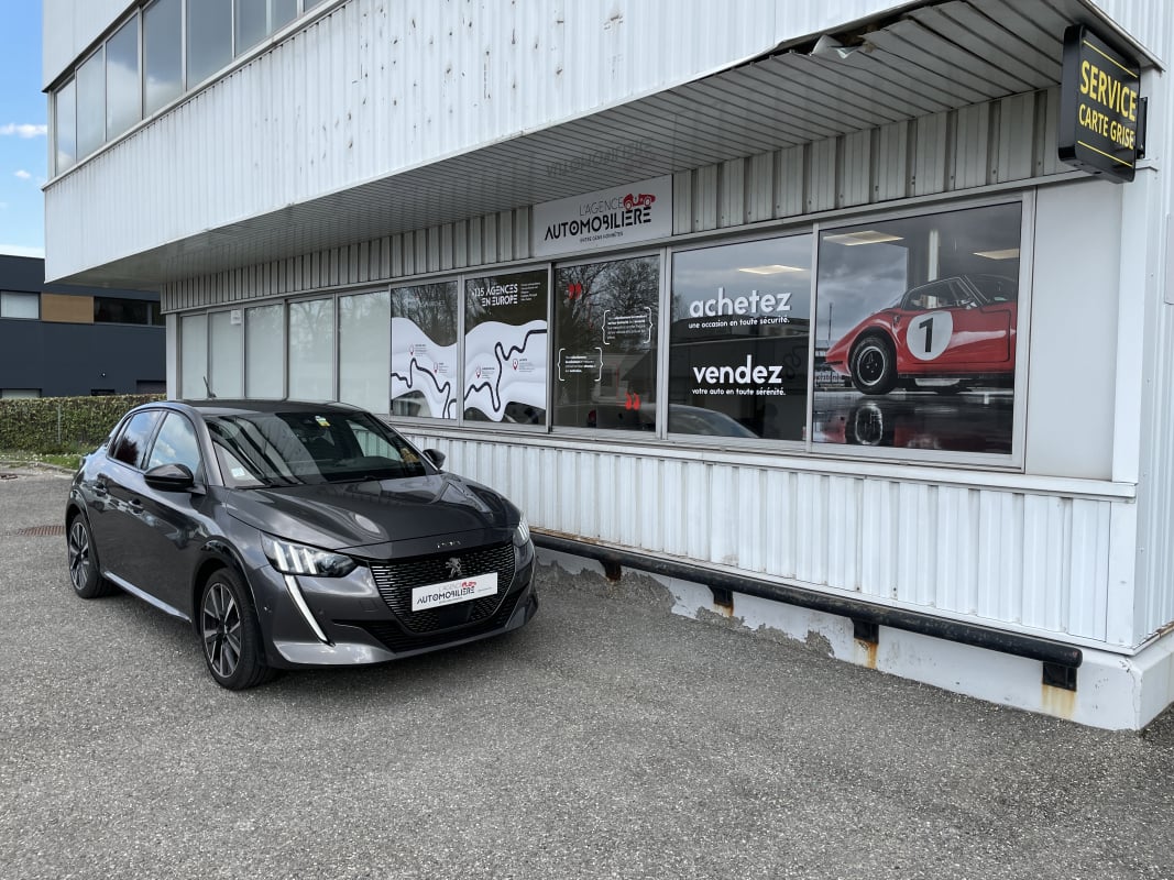 Peugeot 208 II GT-Line 1.5 BlueHDi S&S 100CV BVM6 1ERE MAIN - Garantie 12 Mois — 1