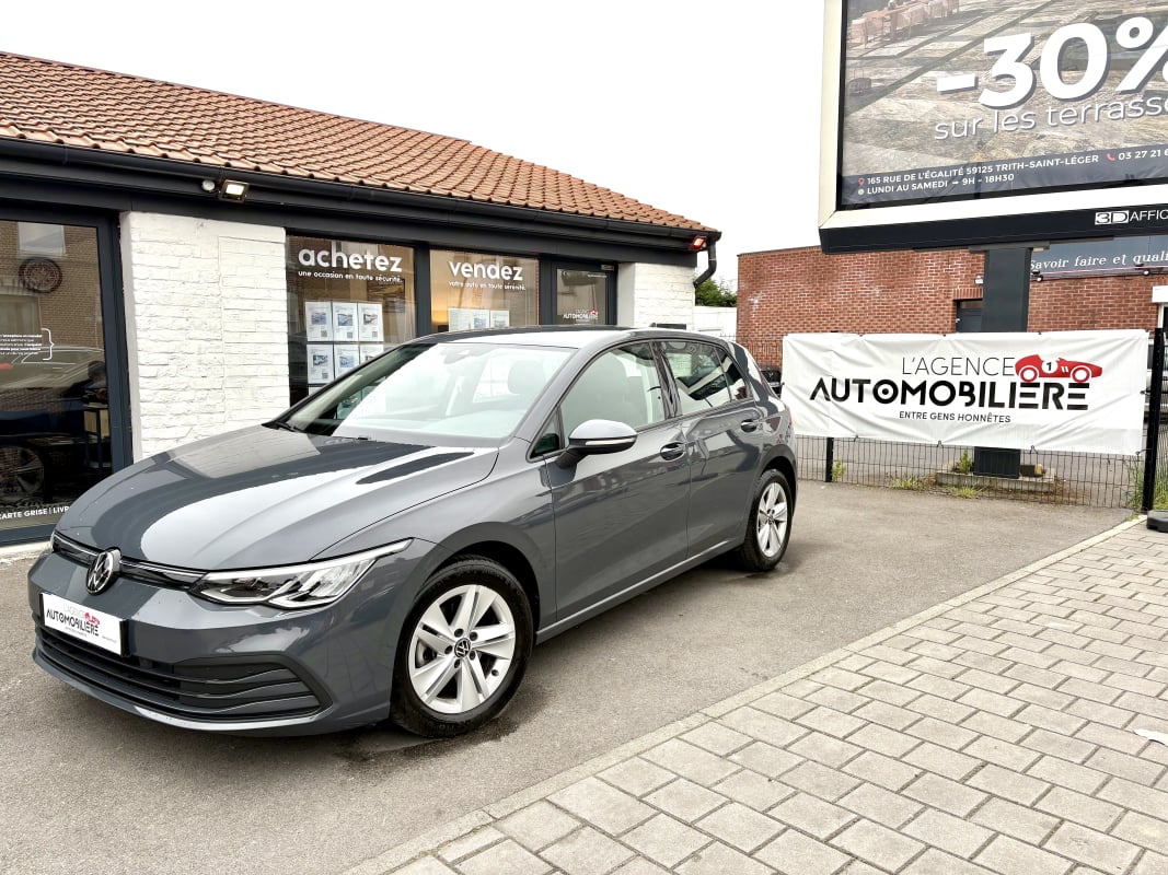 Volkswagen Golf VIII 2.0 TDI SCR 115 LIFE BUSINESS CAMERA CAR PLAY — 1