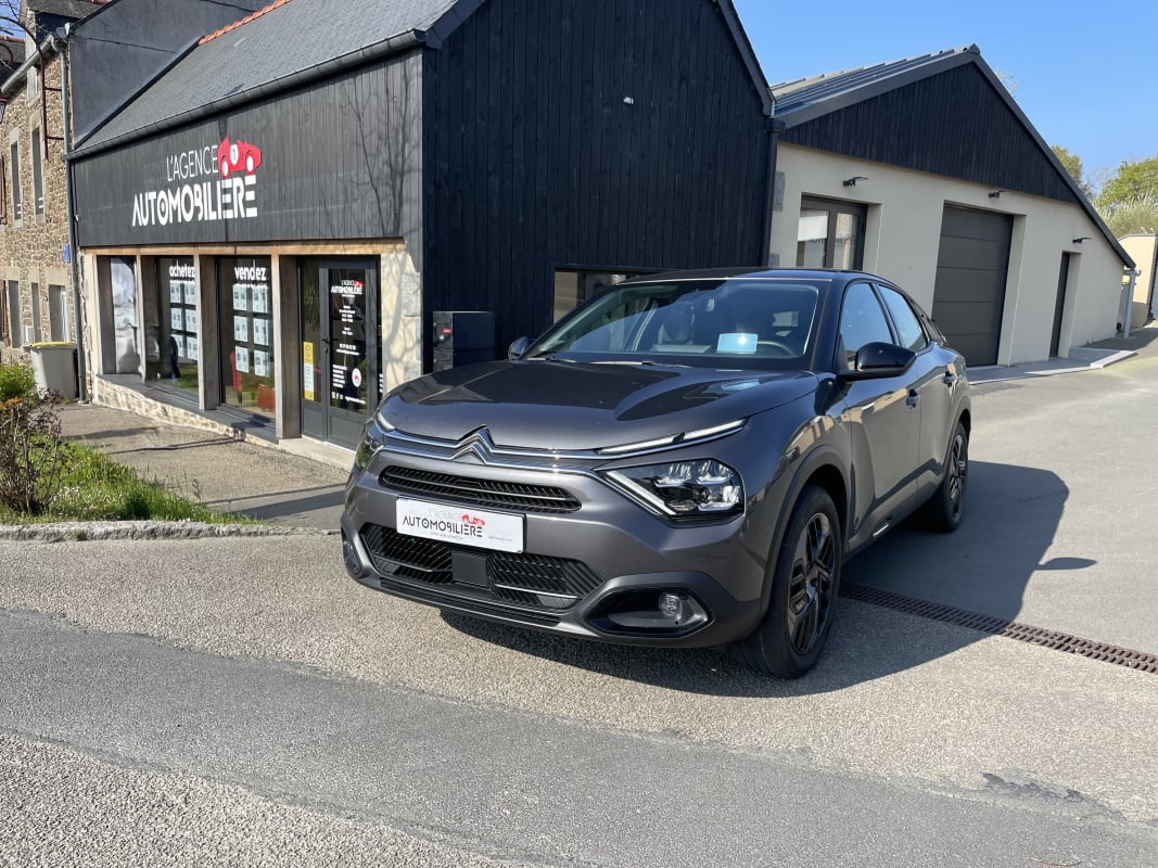 Citroen C4 1.5 BLUEHDI 130 EAT8 FEEL PACK — 1