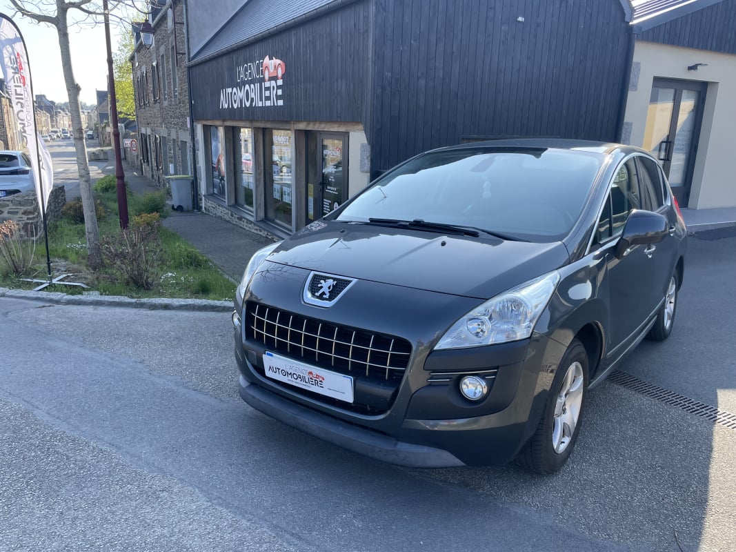 Peugeot 3008 1.6 HDI 110 CH BUSINESS BMP6 — 1