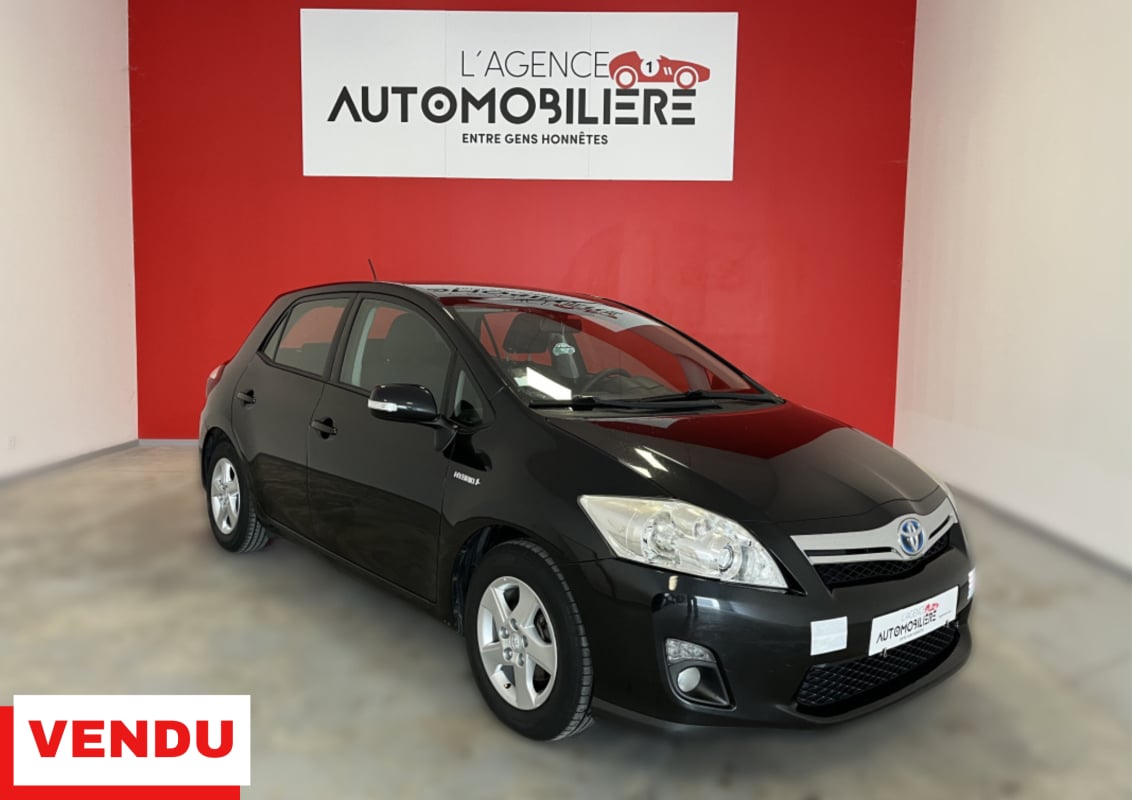 Toyota Auris AURIS 1.8 CVT 136H HSD 5P — 1
