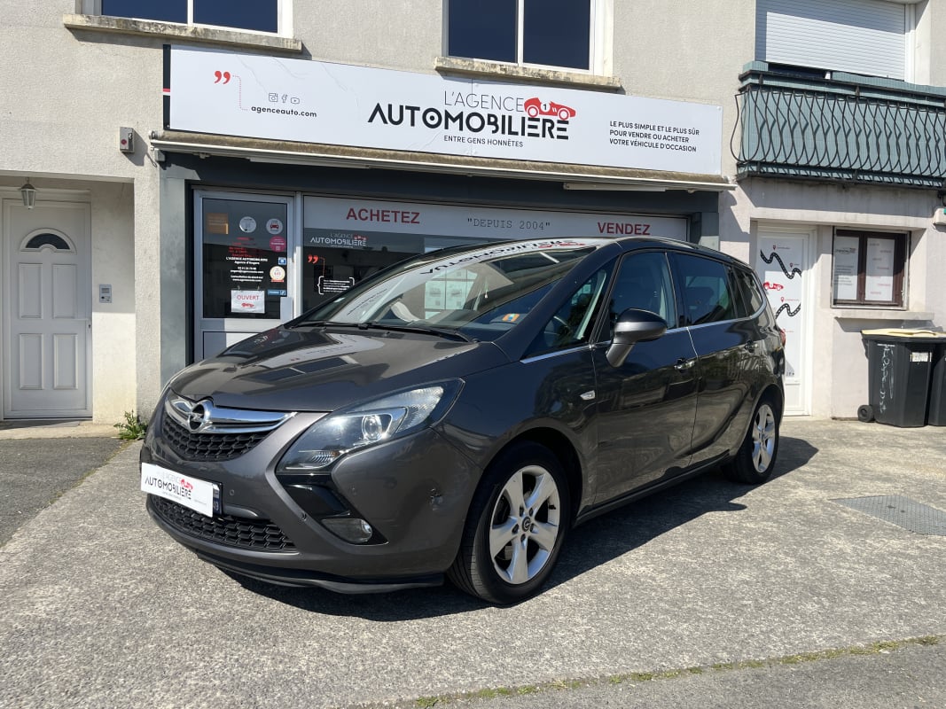 Opel Zafira Tourer 2.0 CDTI ecoFLEX 165cv - 7 places - Toit panoramique — 1