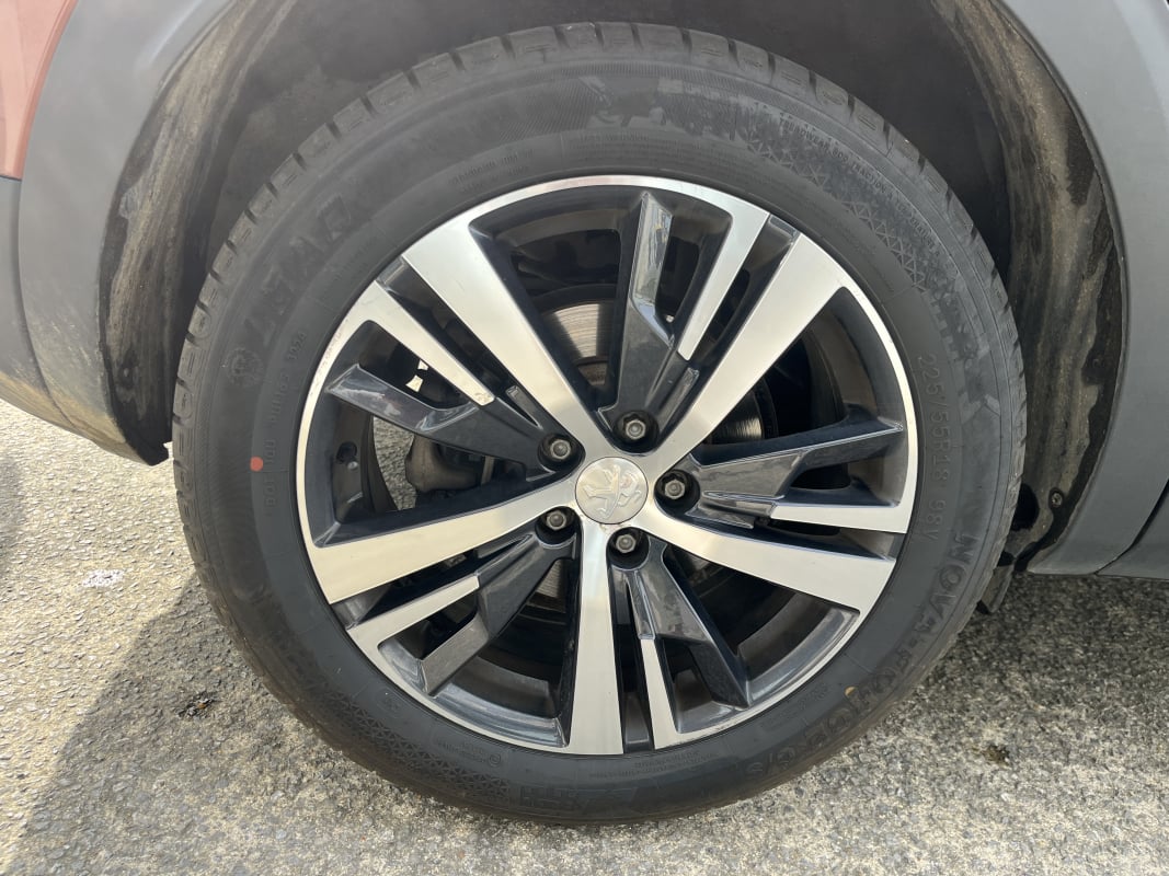 Peugeot 3008 II 1.6 EAT8 S&S 180cv Boîte auto - Gt Line - Suivi Peugeot — 22