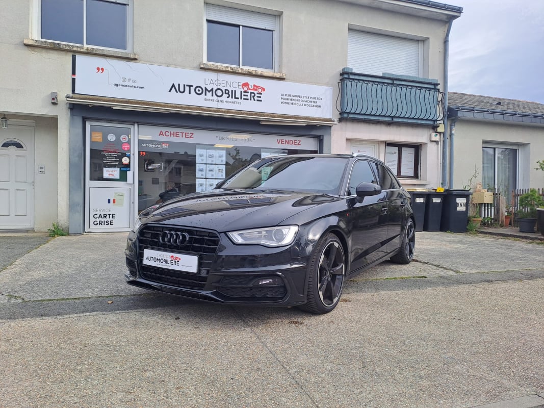 Audi A3 série 3 Sportback 2.0 TDi 150cv S-Line — 1