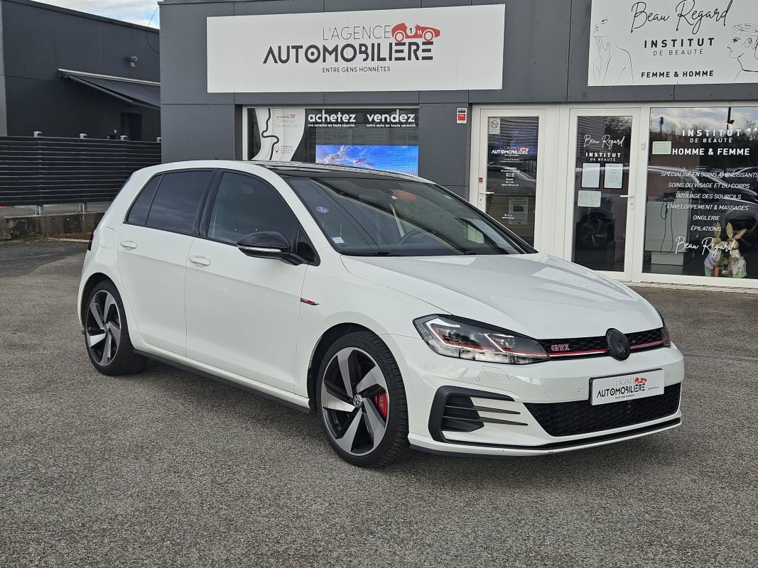 Volkswagen Golf 2.0 TSI 245 GTI PERFORMANCE DSG7 Toit Ouvrant Dynaudio — 1