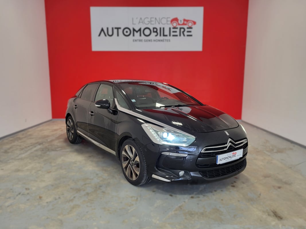 Citroen DS5 DS5 SPORT CHIC 2.0L HDI 163 — 1