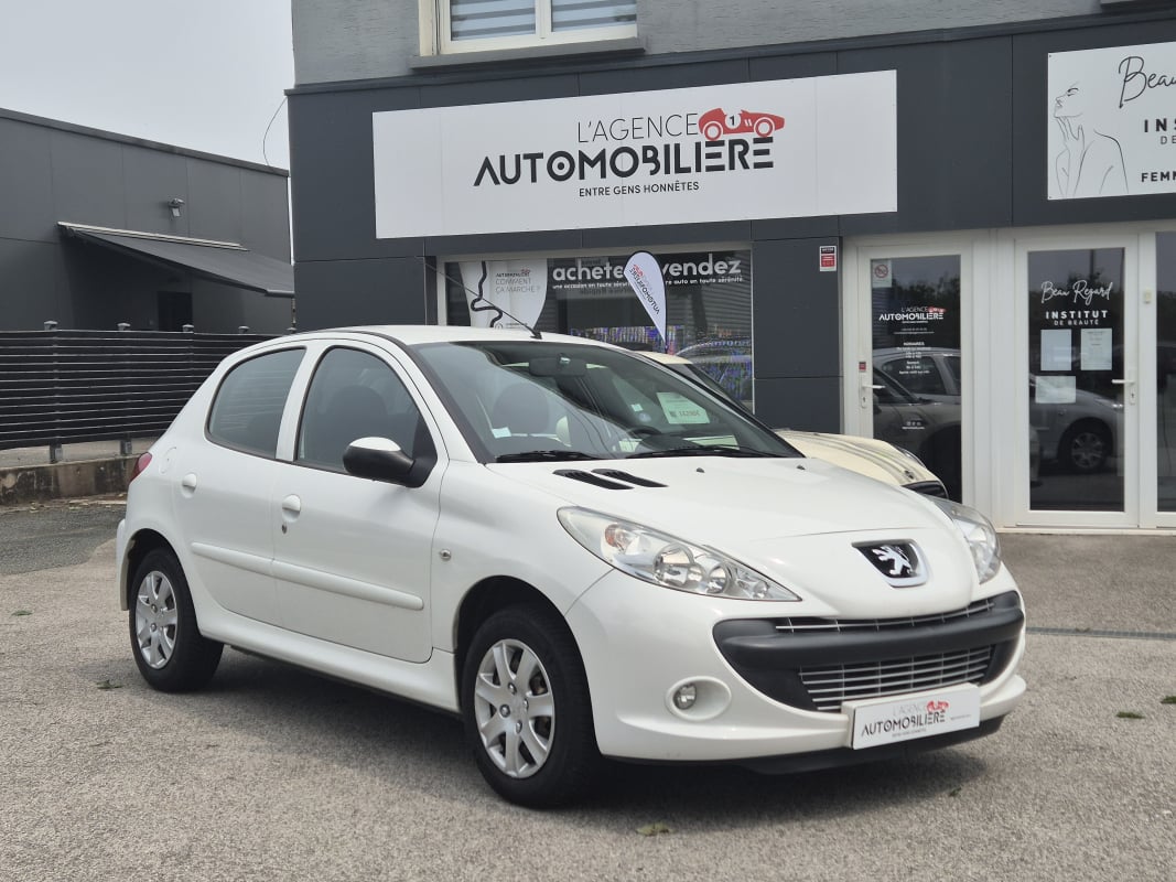 Peugeot 206+ 1.4 75 CV TRENDY - 1ère Main - Régulateur - Clim — 1