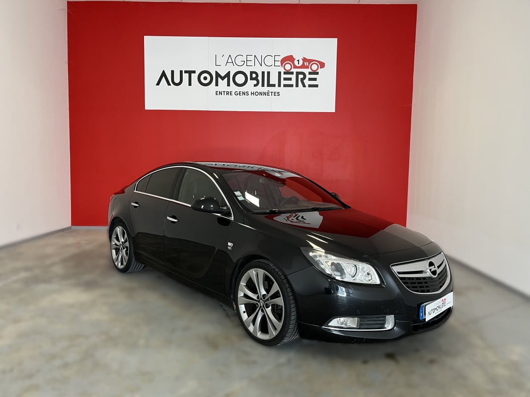 Opel Insignia OPEL INSIGNIA 2.0 CDTI 195 AW D S&S COSMO PACK OPC // DISTRIBUTION OK — 1