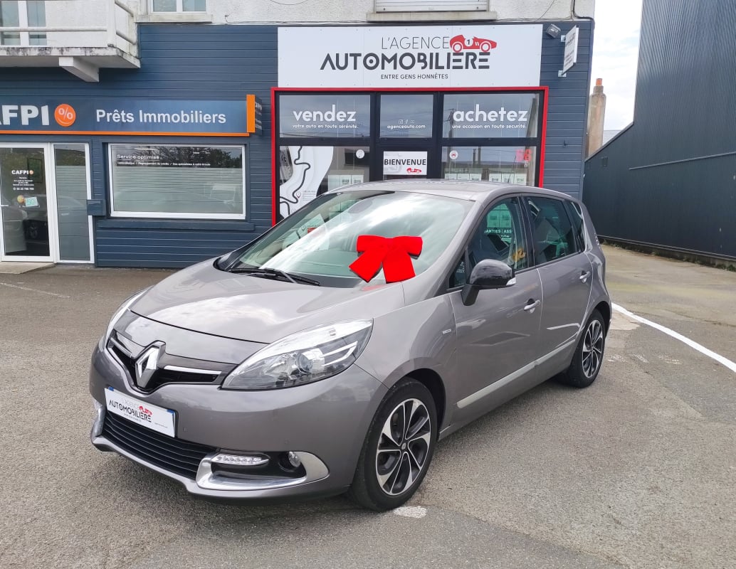 Renault Scenic 1.5 DCI 110Ch EDC6 Bose (Attelage) — 1