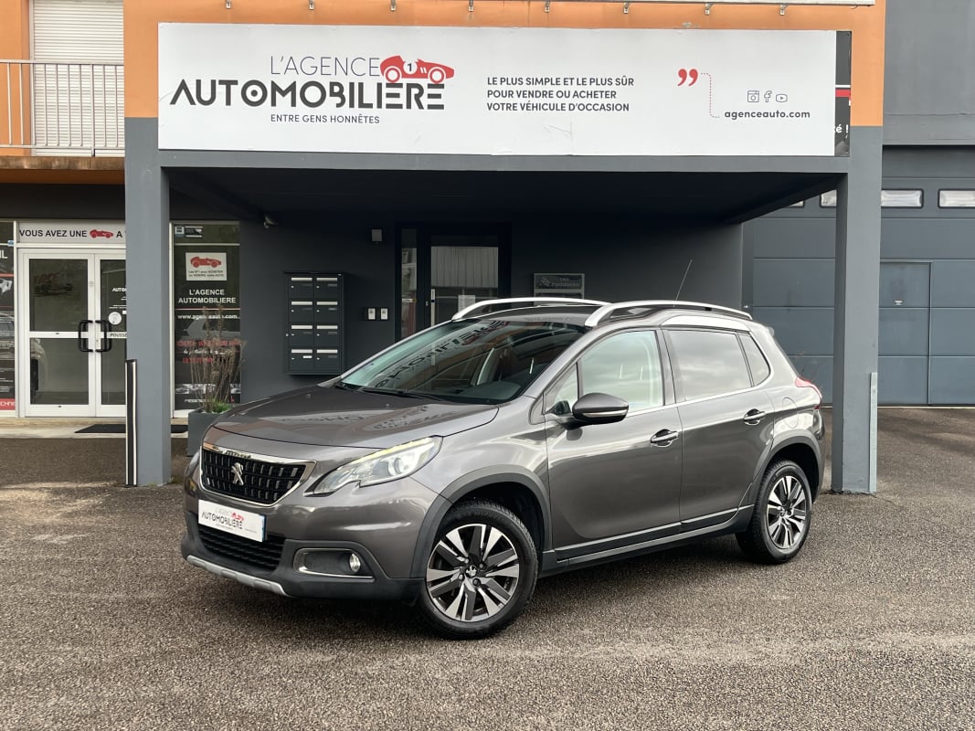 Peugeot 2008 1.2 PureTech 110cv Allure - Courroie OK/Radar AR/Régulateur/Climatisation/Bluetooth/Roue de secours — 1