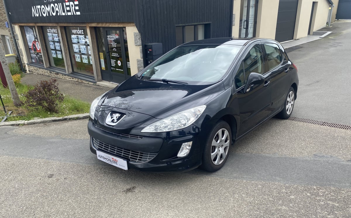 Peugeot 308 1.6 HDI 112 CH PREMIUM — 1