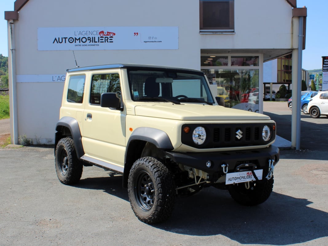 Suzuki Jimny 1.5 VVT Privilège — 1