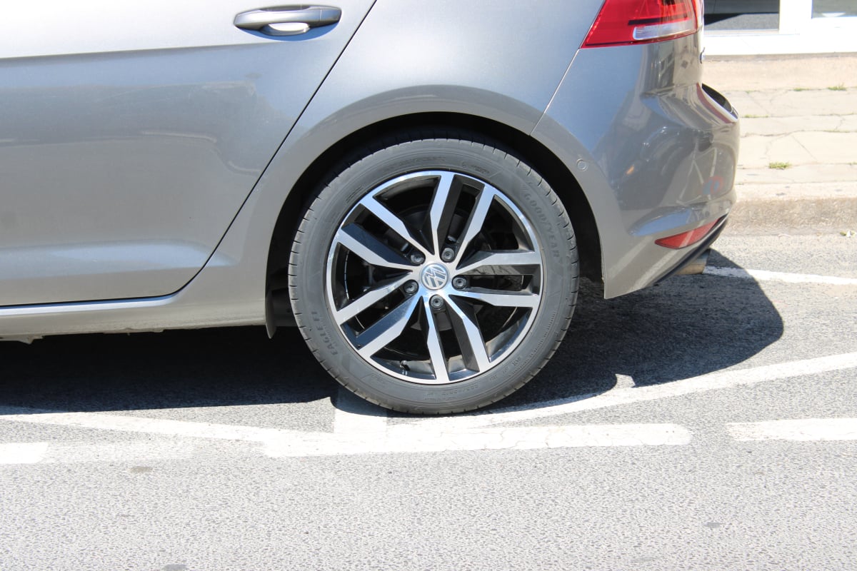 Volkswagen Golf 1.4 TSI 150 BLUEMOTION CARAT DSG BVA (Entretien Volkswagen, Caméra de recul, Régulateur adaptatif..) — 36