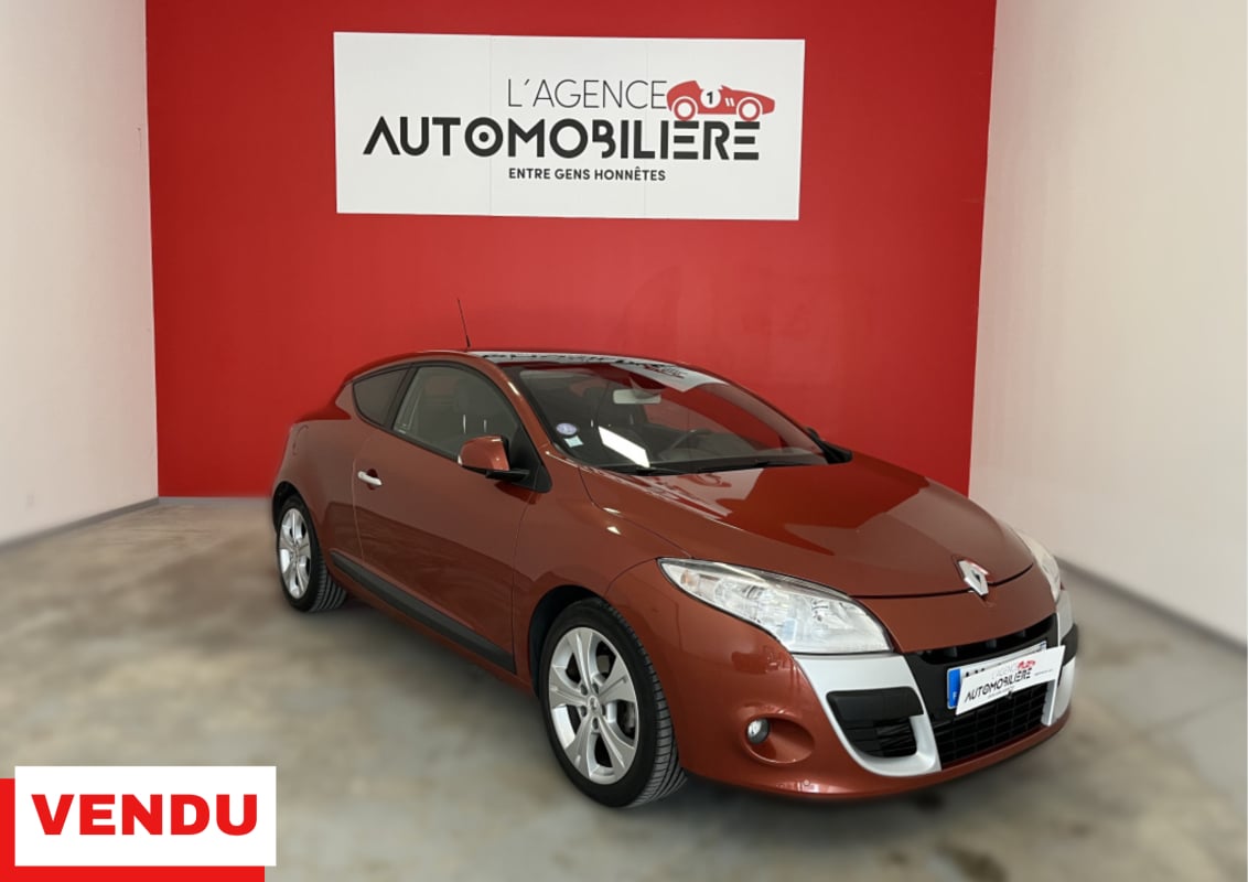 Renault Megane III COUPE 1.4 TCE 130 DYNAMIQUE + TOIT PANO — 1