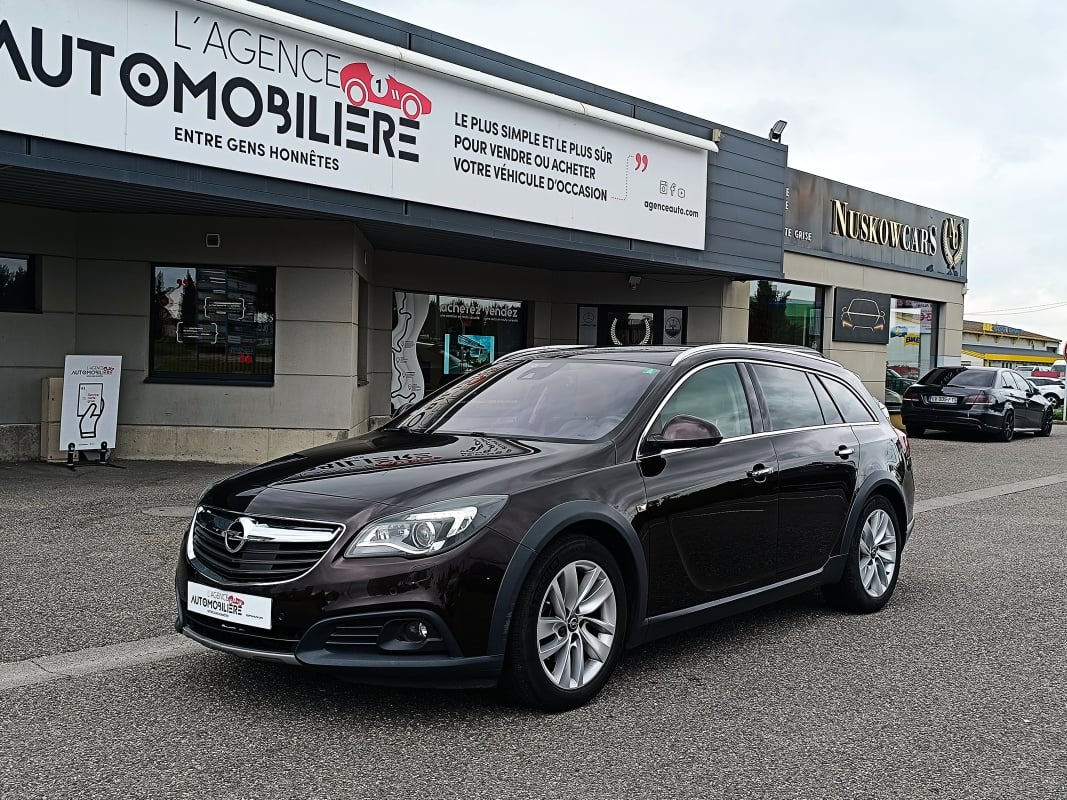 Opel Insignia Sp Tourer COUNTRY 4X4 195CV 2.0 ECOTEC BITURBO — 1