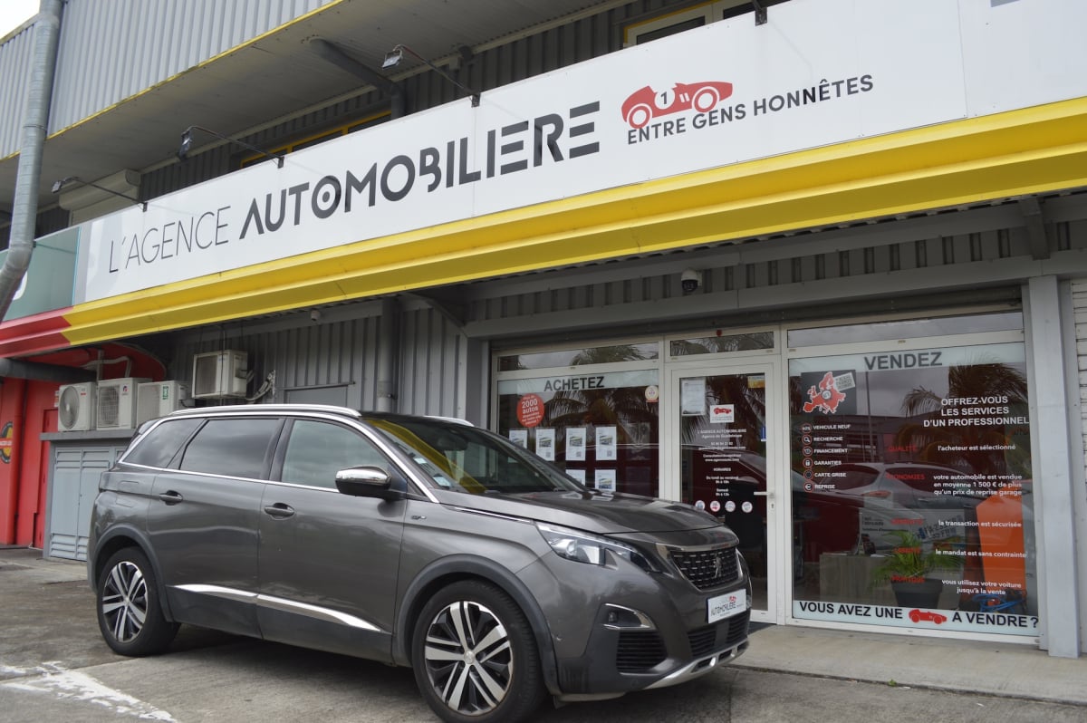 Peugeot 5008 5008 2.0 BlueHDi 180ch S&S GT EAT8 — 1