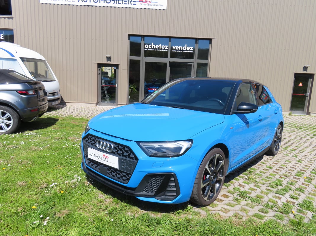Audi A1 30 TFSI S-Line 116Cv — 1