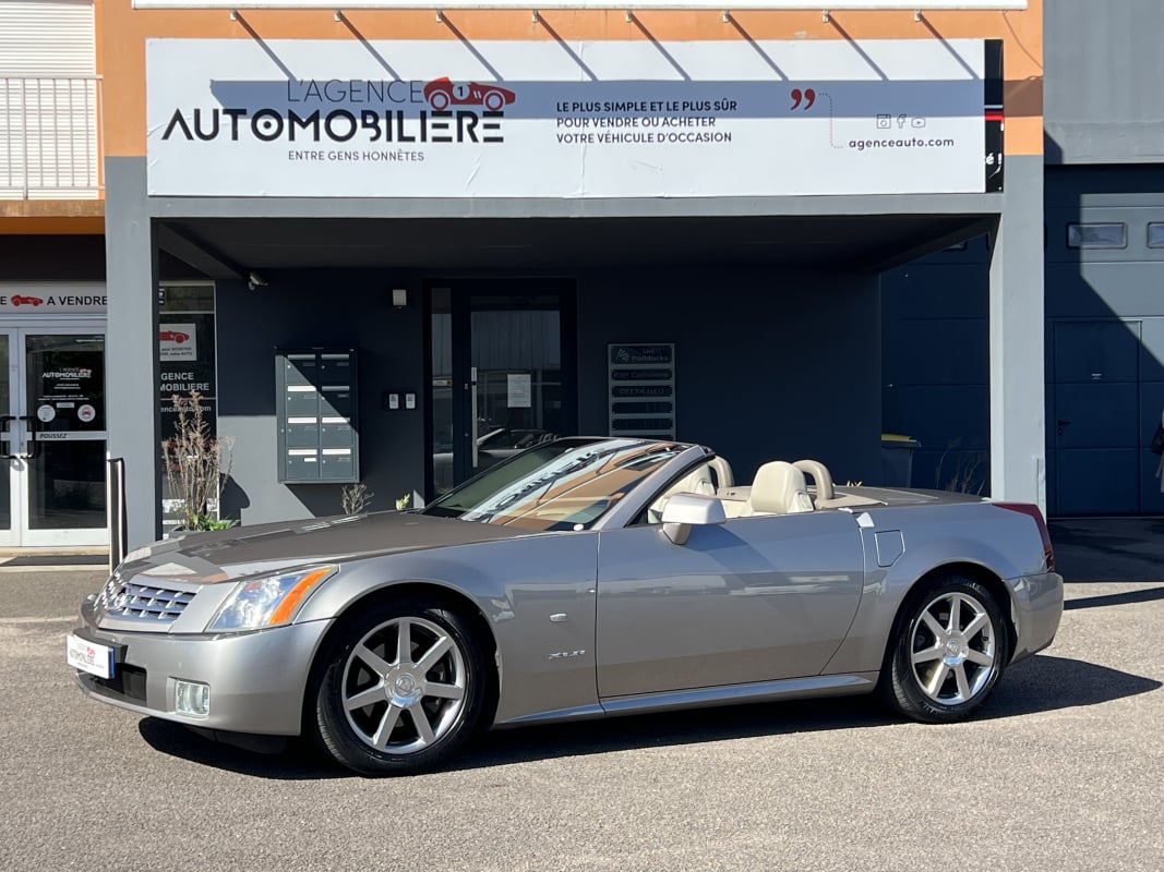 Cadillac XLR 4.6 i V8 325 CV Révisé Immatriculation Française pas de malus — 1