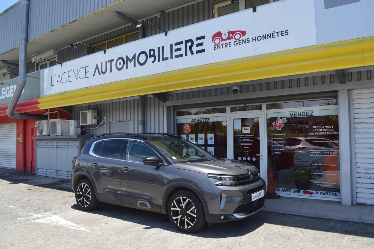 Citroen C5 Aircross 1.6 HYBRIDE RECHARGEABLE 225 SHINE E-EAT8 — 1