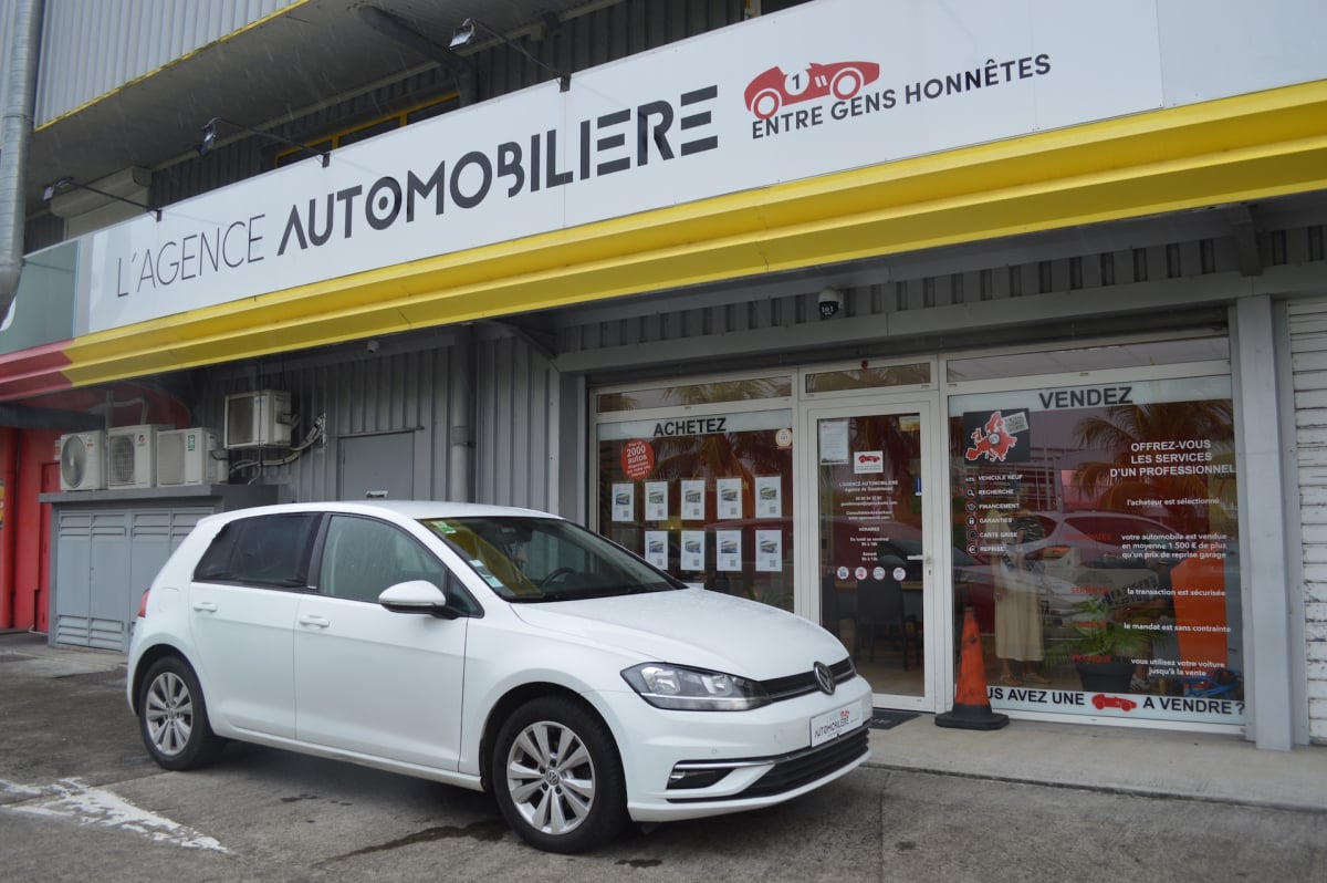 Volkswagen Golf 1.0 TSI 110ch BlueMotion Technology Confortline — 1