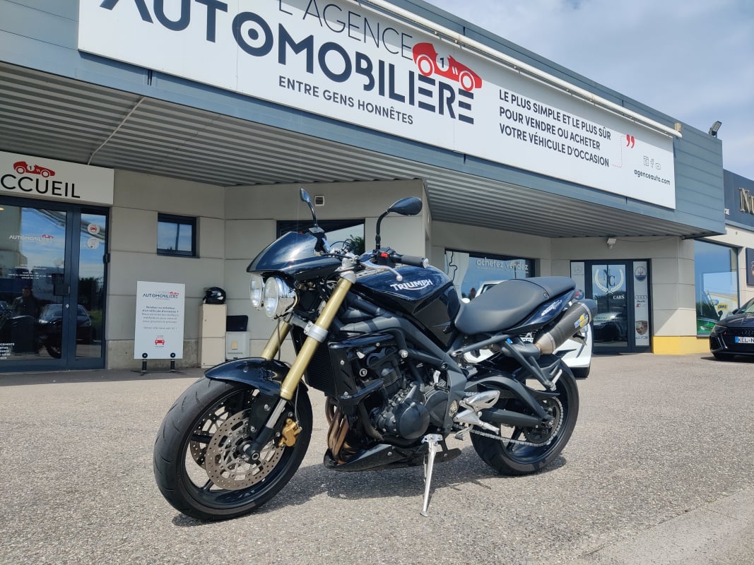 Triumph 675 Street Triple — 1