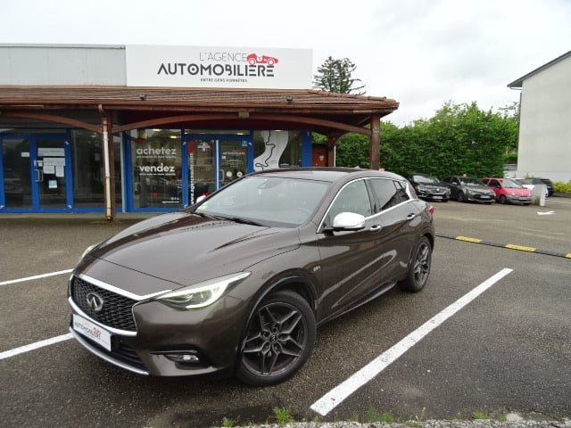 Infiniti Q30 2.2D 170 AWD PREMIUM TECH DCT 4X4 — 1