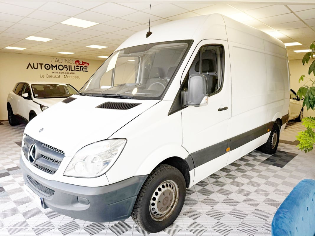 Mercedes-Benz Sprinter II 210 CDI L2H2 2.2L 95CH — 1