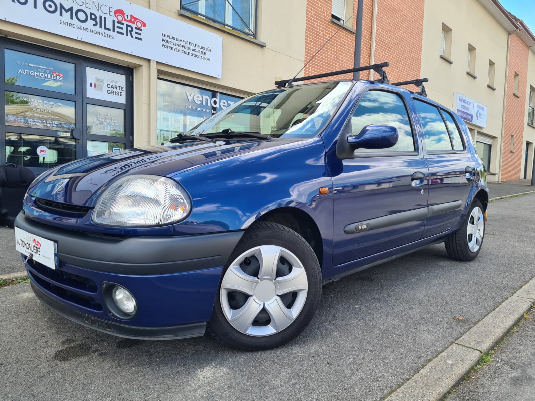 Renault Clio II 1.2 RXE 5P — 1