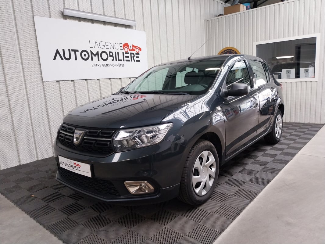 Dacia Sandero 1.0 SCE 75 LAUREATE — 1