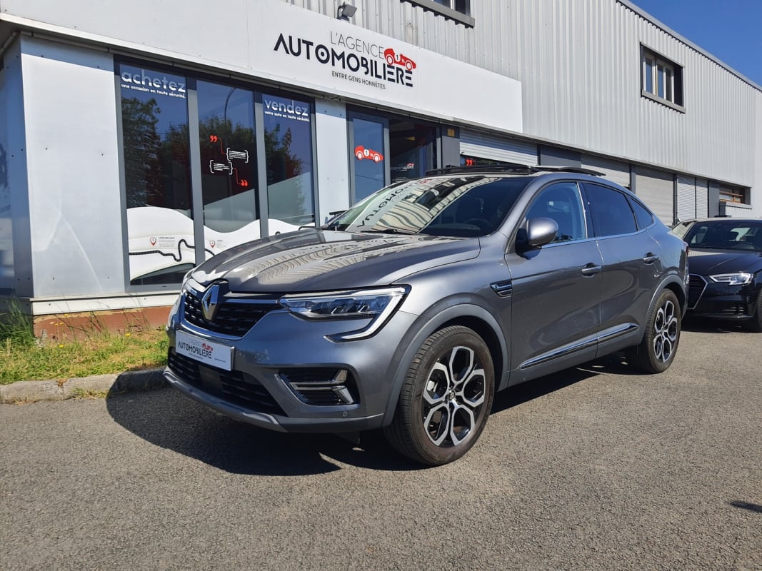 Renault Arkana 1.6 E-TECH 145 - 21B INTENS — 1