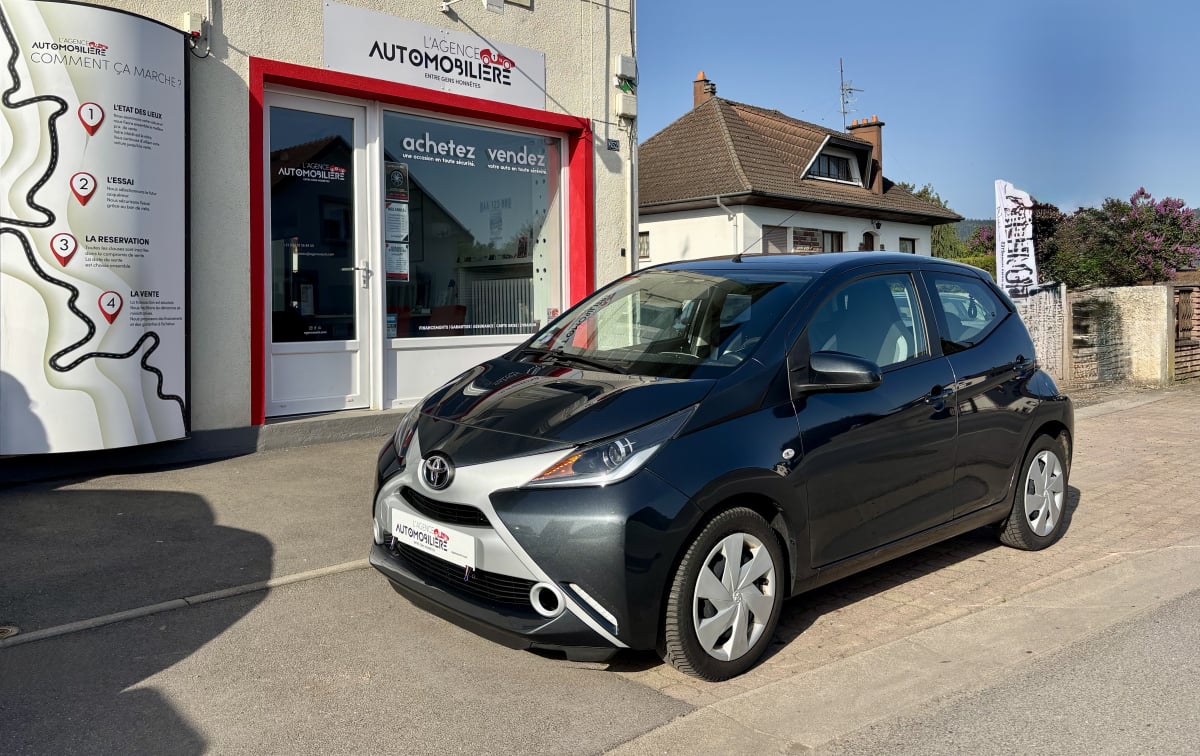 Toyota Aygo 1.0 VVTi 69 cv X-Play - Caméra de recul — 1