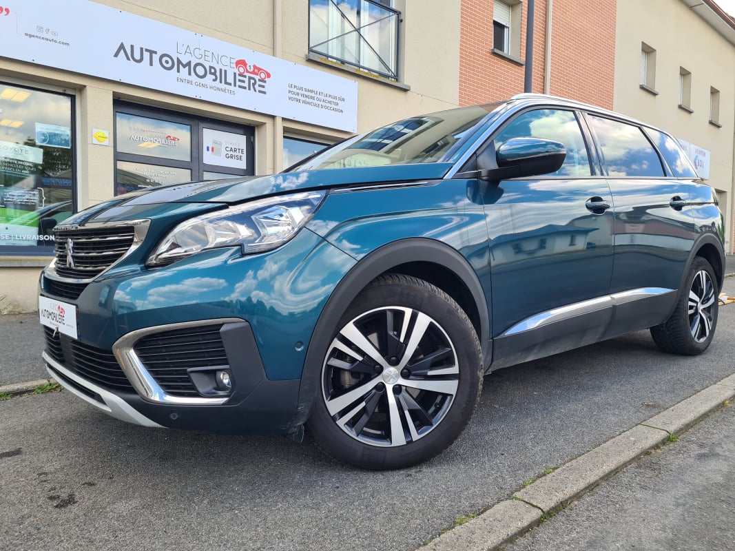 Peugeot 5008 II 1.5 BLUEHDI 130 S&S ALLURE BUSINESS EAT8 — 1