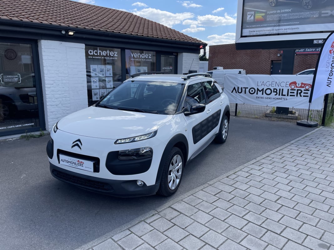 Citroen C4 Cactus 1.2 82 FEEL — 1