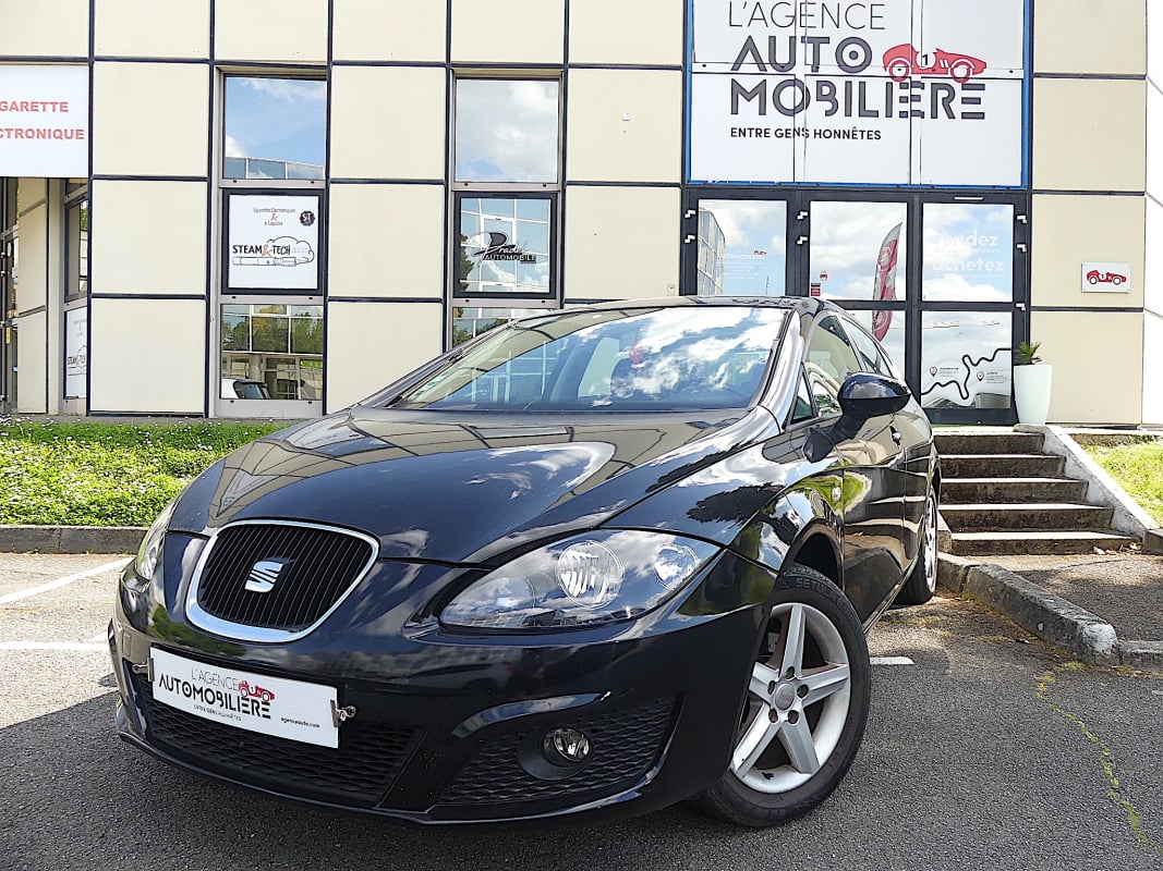 Seat Leon 1.6 TDI 105 STYLE — 1