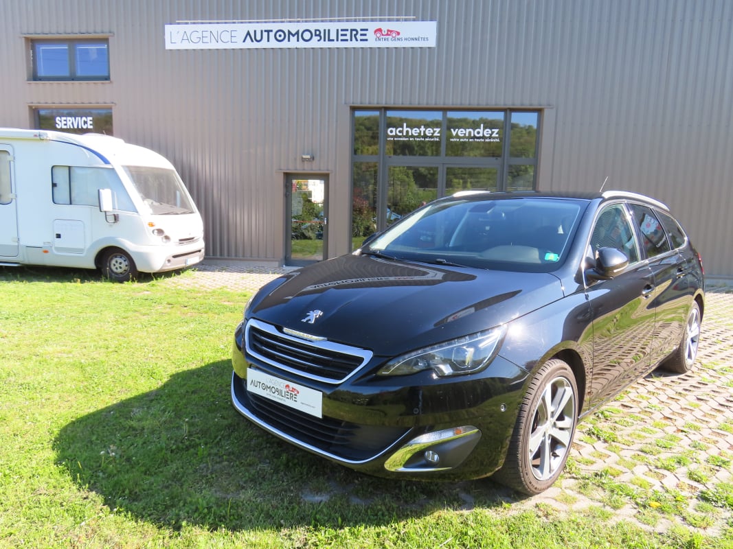 Peugeot 308 SW 1.6 HDI Allure 120Cv — 1