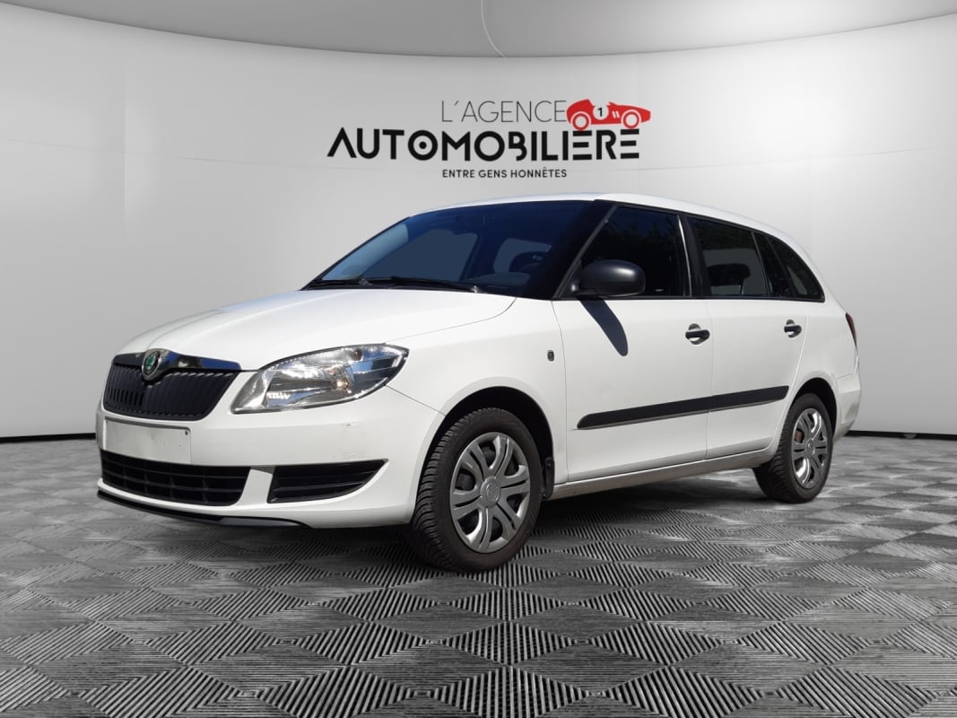 Skoda Fabia RéservéCombi 1.2i 60 CH 5V Active / Garantie 12 Mois — 1