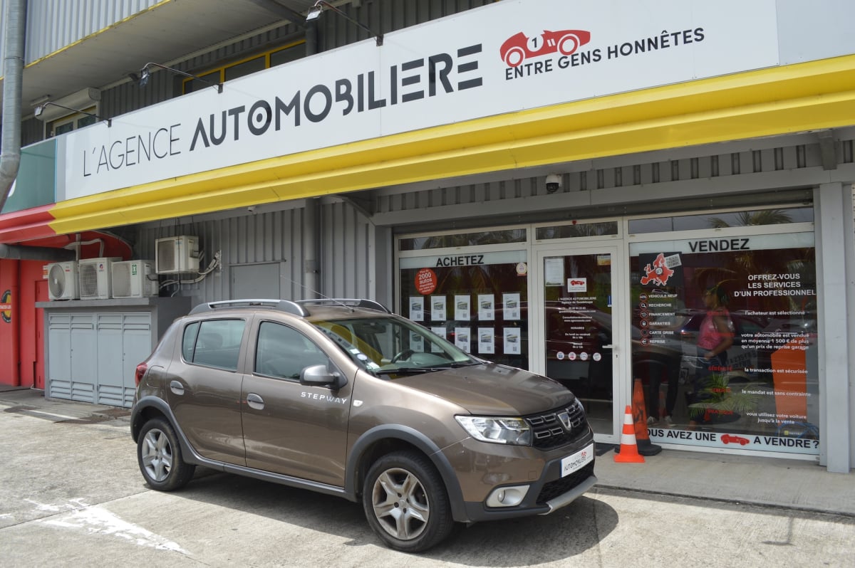 Dacia Sandero STEPWAY 0.9 TCE 90 — 1