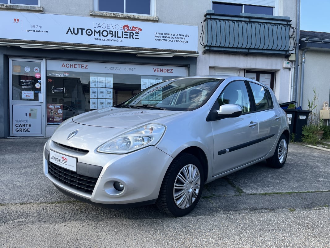 Renault Clio III 1.5 dCi 88cv Dynamique — 1