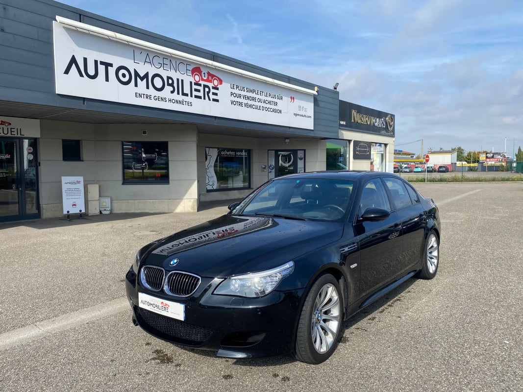BMW M5 (E60) 5.0 i V10 40V 507cv — 1