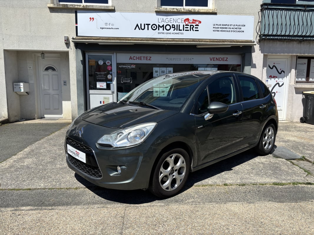 Citroen C3 II 1.6 HDI 90 EXCLUSIVE — 1