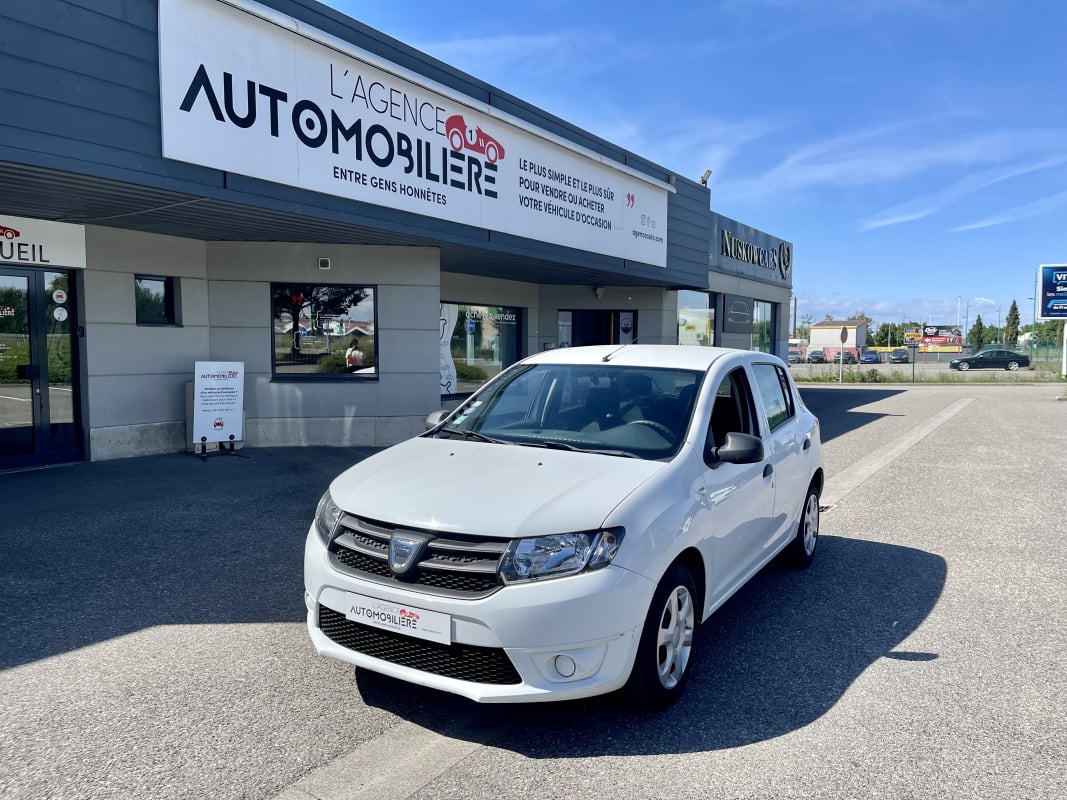 Dacia Sandero II 1.2 i 16V 75 cv — 1