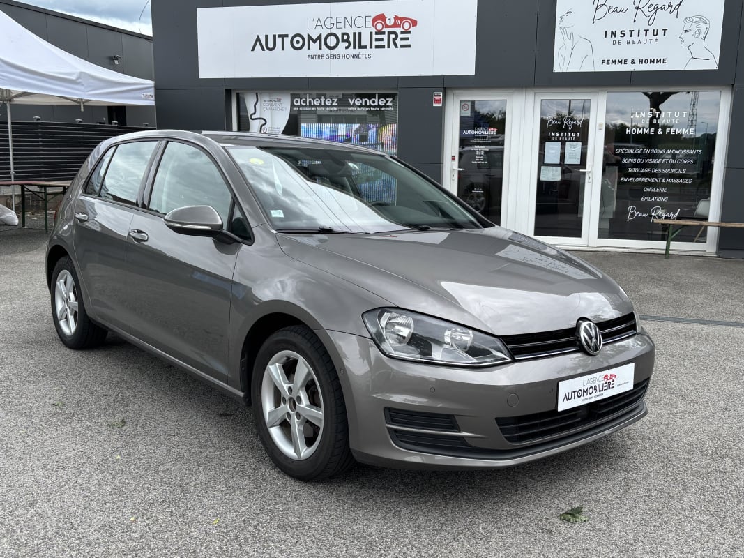 Volkswagen Golf VII 1.6 TDI 110 ch CONFORTLINE BVM5 — 1