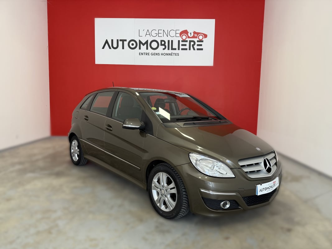 Mercedes-Benz Classe B CLASSE B 200 2.0 CDI 140 DESIGN — 1