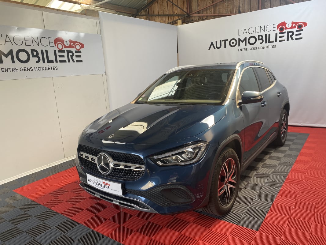 Mercedes-Benz Classe GLA 250 E PROGRESSIVE LINE 8G-DCT — 1