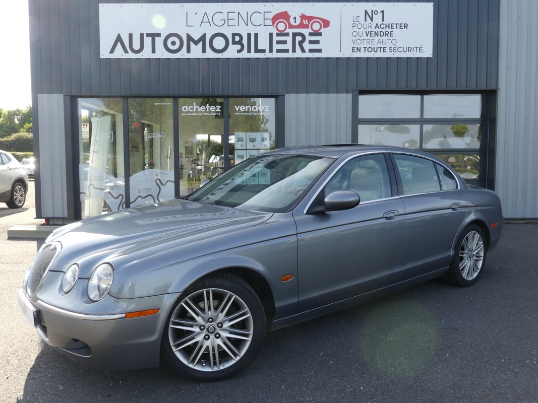 Jaguar S Type S-TYPE (2) 2.7 D EXECUTIVE BVA — 1
