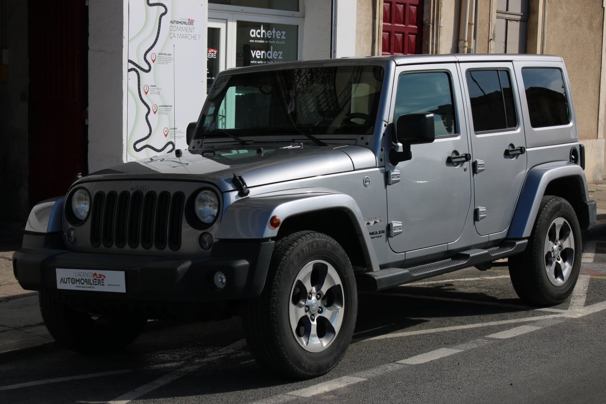 Jeep Wrangler 3.6 285 UNLIMITED SAHARA AWD BVA — 1
