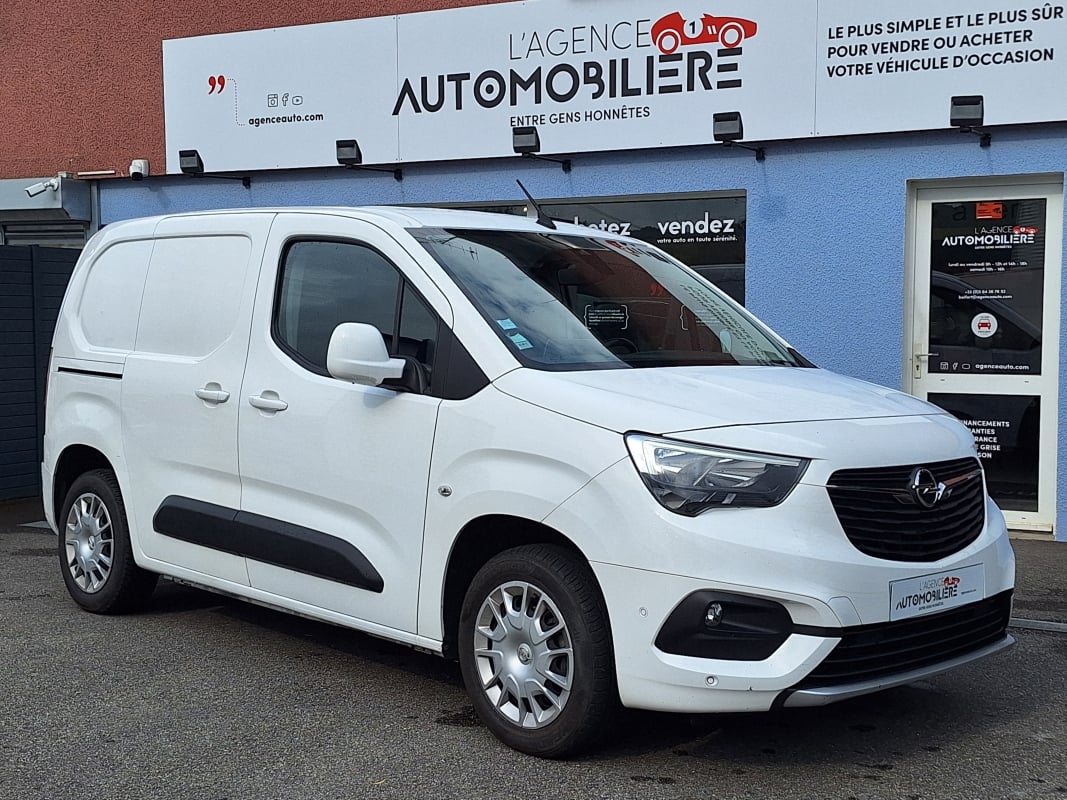 Opel Combo Cargo L1H1 1000 kg 100 cv Pack Business TVA récupérable — 1