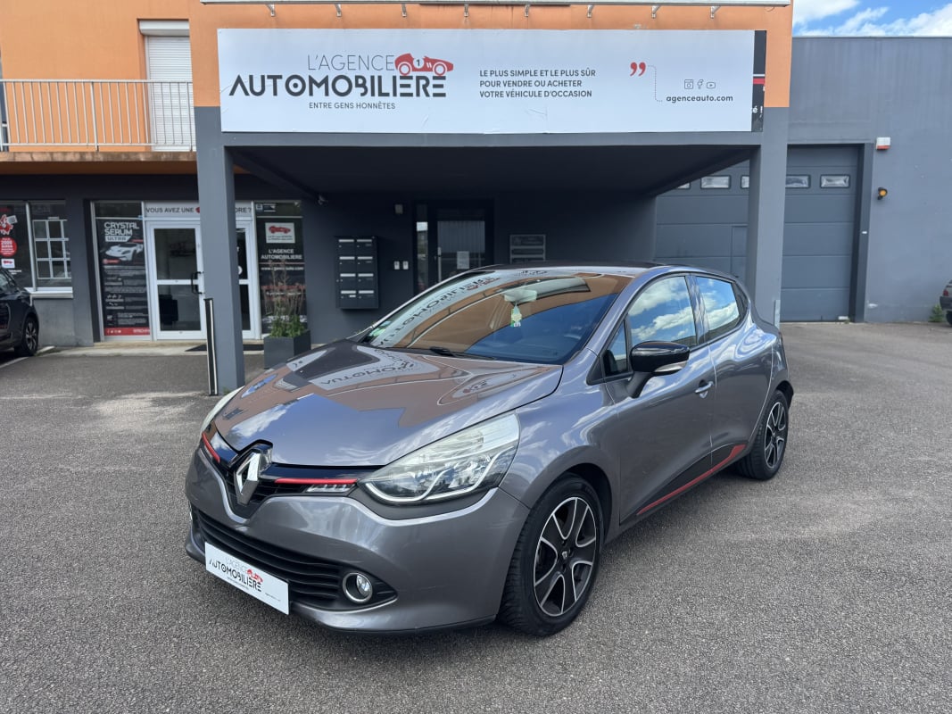 Renault Clio IV 5 Portes 1.5 dCi 90 cv Bluetooth/Radar de recul — 1