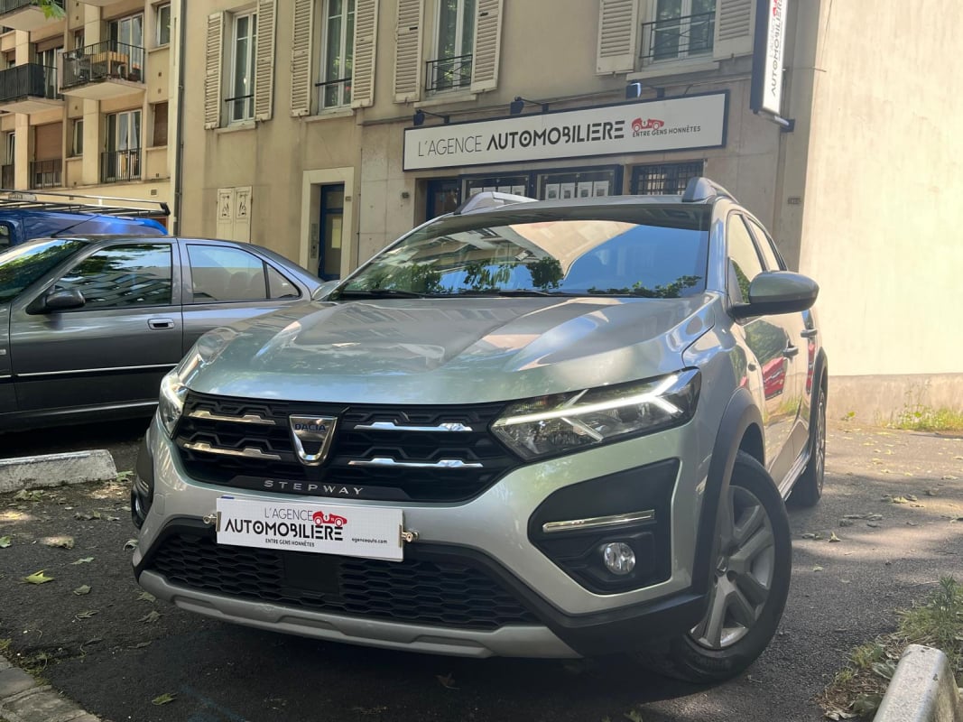 Dacia Sandero STEPWAY 1.0 TCE 90 CONFORT CVT — 1
