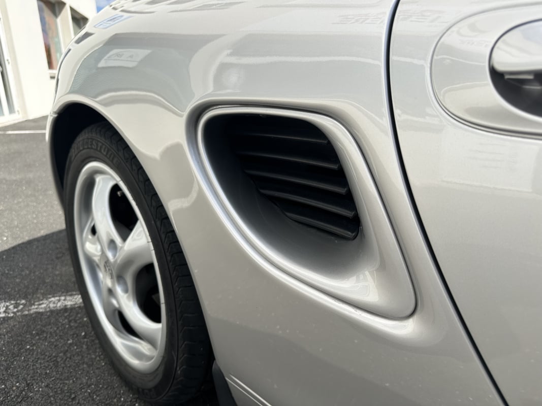 Porsche Boxster 986 2.7 220Ch ROADSTER - ORIGINE ALLEMAGNE — 40